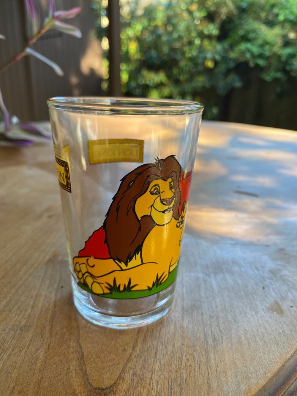 Lion King Le Roi Lion Disney Glassware Disney 4 inch tall Mufasa from France